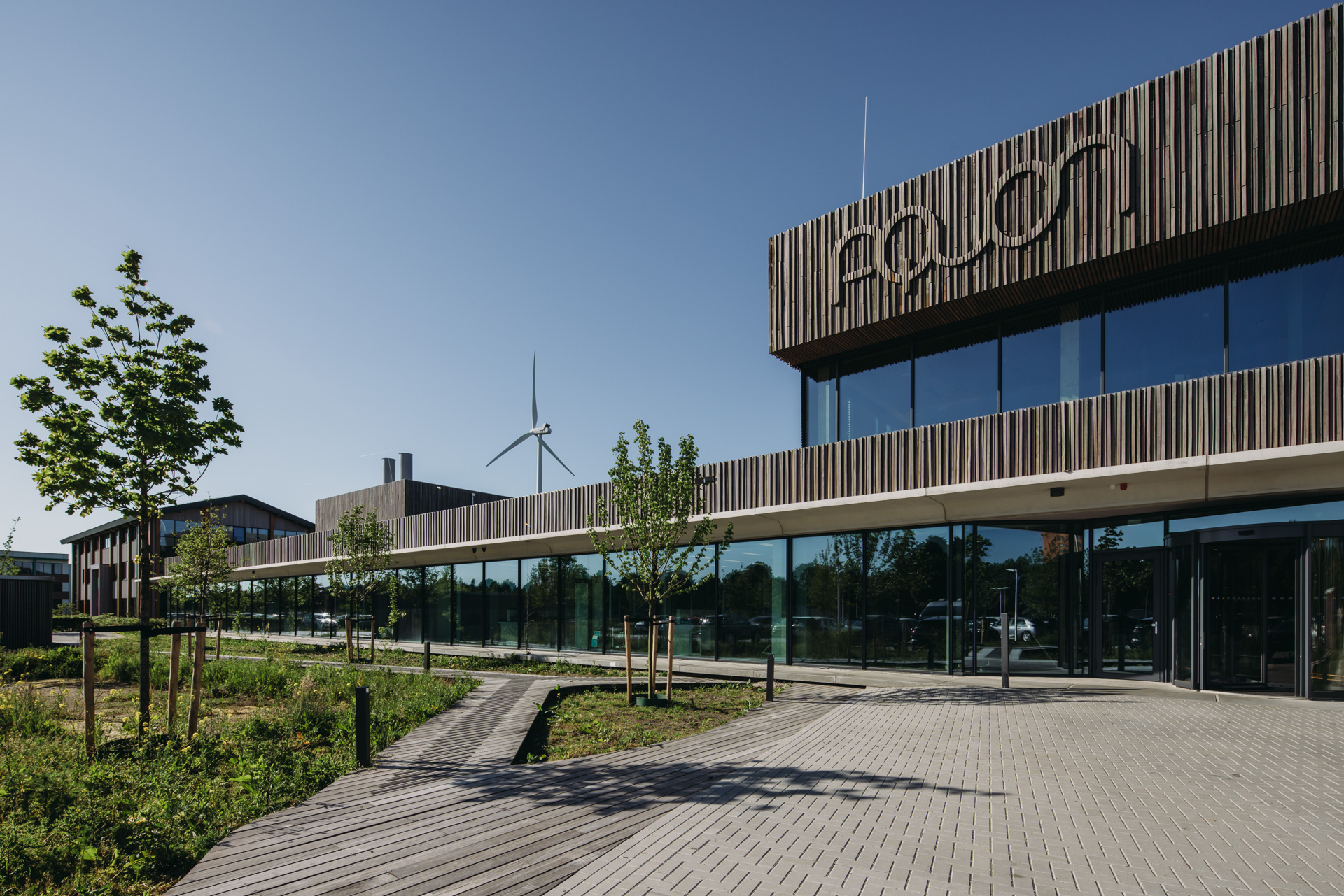 AQUON houten buitenzijde
